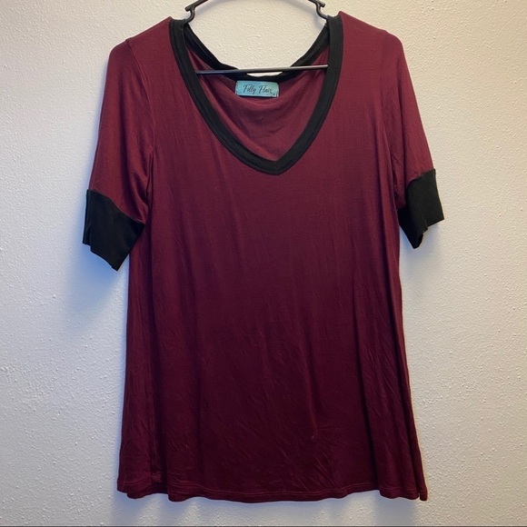 Filly Flair Tops - Filly Flair Maroon Black Trim Blouse Size Small